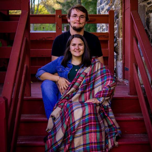 Meet your Posher, Ashley - Picture 1 of 1